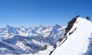 Skihochtour Allalinhorn - Gipfelgrat mit Matterhorn