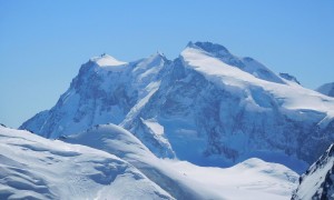 Skihochtour Allalinhorn - Blick zur Signalkuppe, Zumsteinspitze, Nordend und Dufourspitze