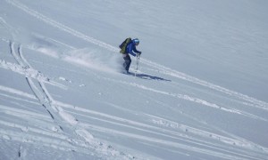 Skihochtour Strahlhorn - Abfahrt über Allalingletscher